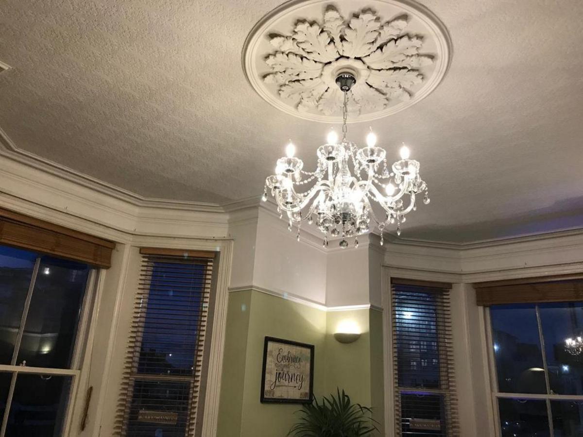 The Mowbray Bed & Breakfast Eastbourne Bagian luar foto