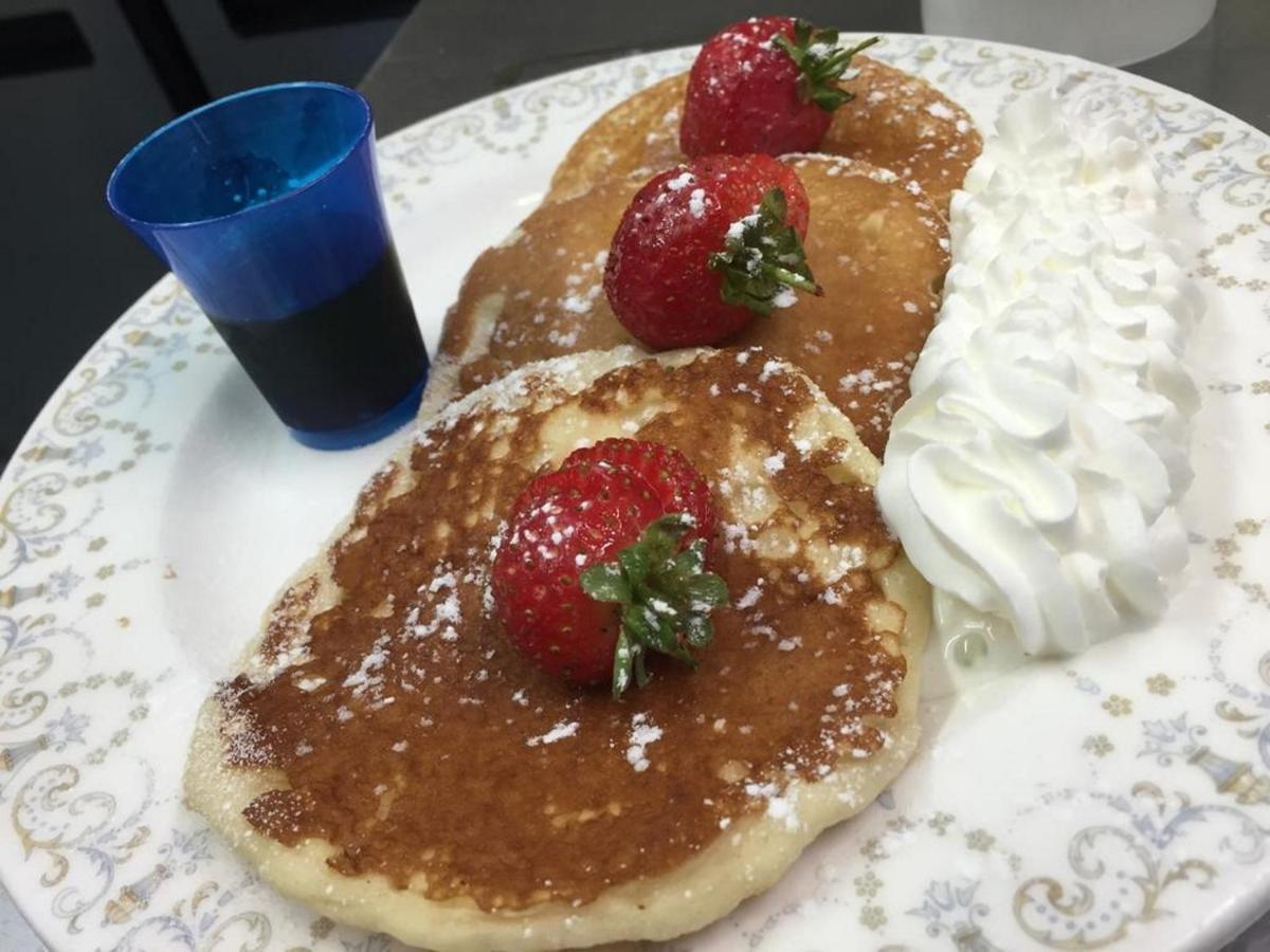 The Mowbray Bed & Breakfast Eastbourne Bagian luar foto