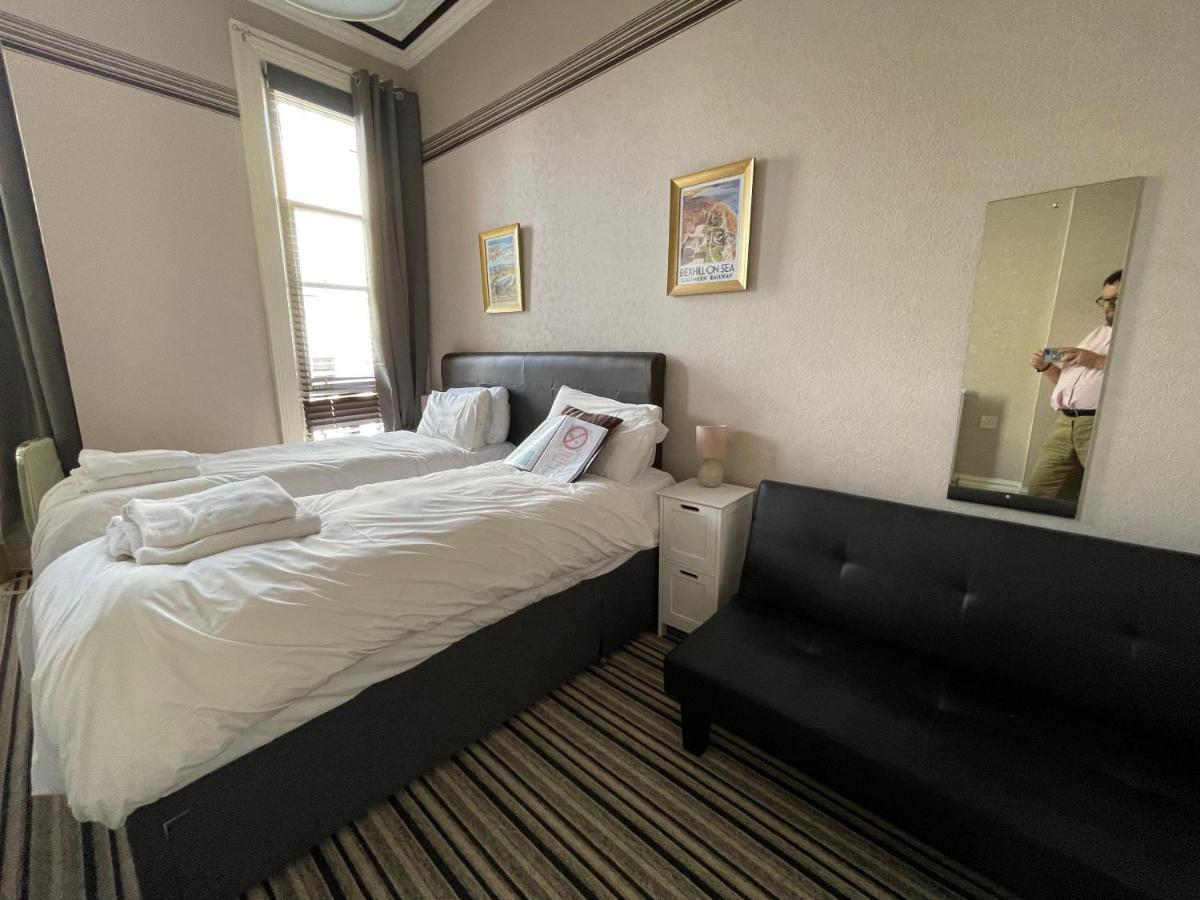 The Mowbray Bed & Breakfast Eastbourne Bagian luar foto