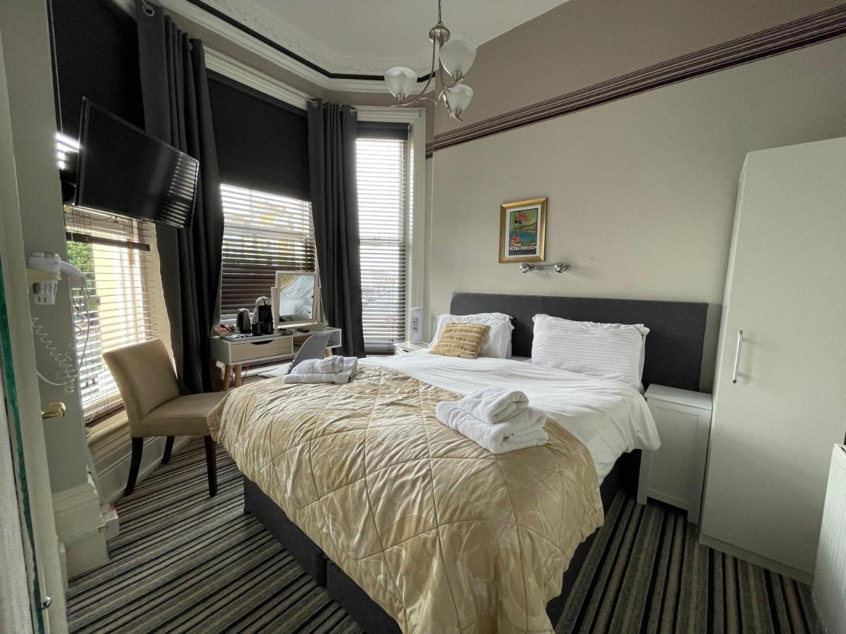 The Mowbray Bed & Breakfast Eastbourne Bagian luar foto