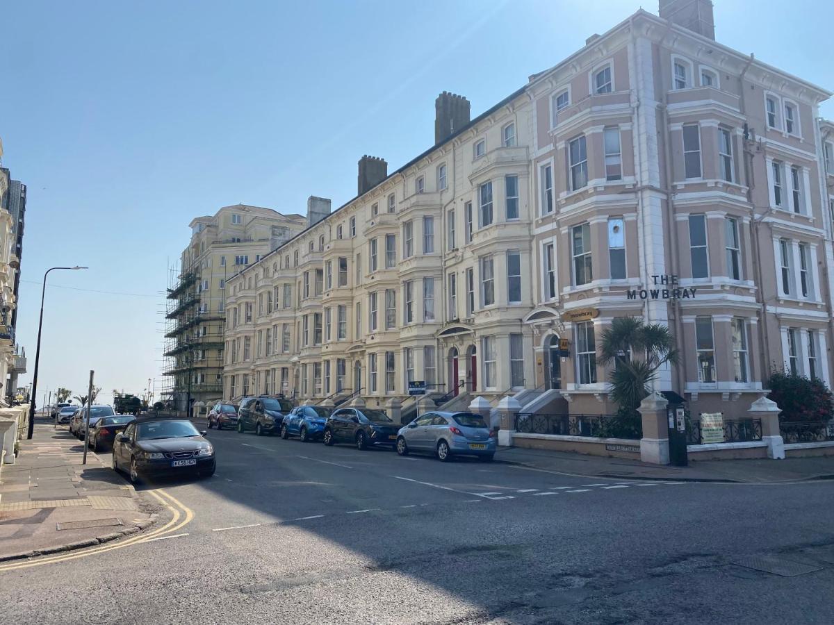 The Mowbray Bed & Breakfast Eastbourne Bagian luar foto