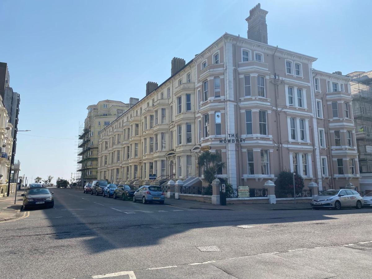 The Mowbray Bed & Breakfast Eastbourne Bagian luar foto